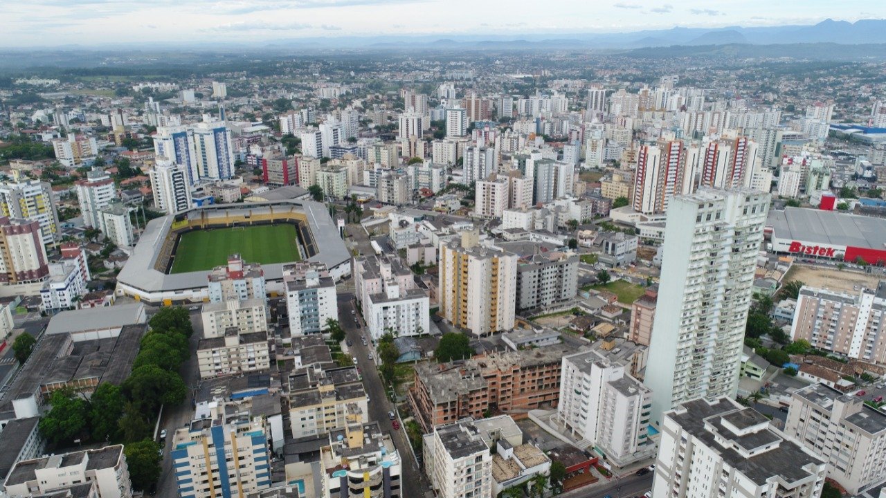 Estacionamento no Centro de Criciúma lado do Bistek e Terminal